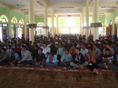 asrama pelajar lampung 2011