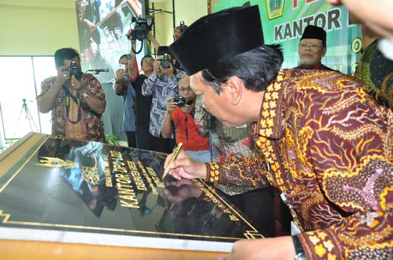 peresmian gedung dpd gresik