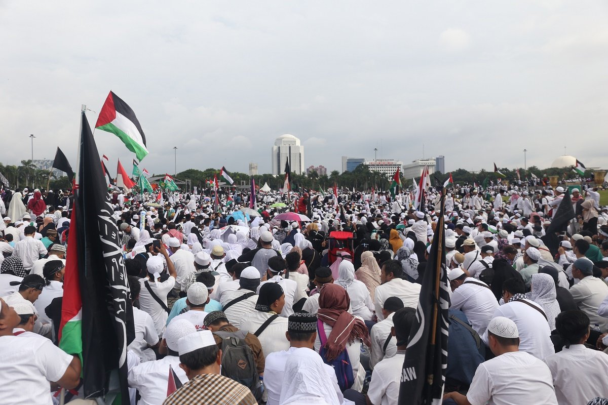 Pendemo Bela Palestina