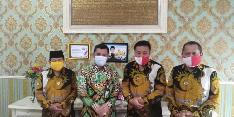 Pengurus LDII bersama Kakanwil Kemenag Lampung