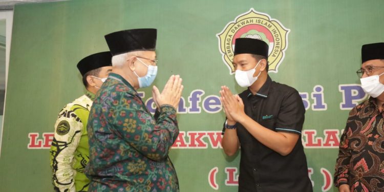 Komisaris BSI Arief Rosyid mengatakan, LDII bisa menjadi pilar yang membangun ekonomi umat. Foto: LINES.