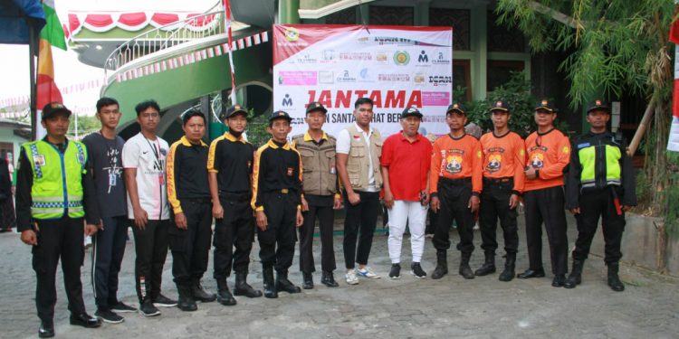 Jalan Santai Sehat Bersama (Jantama) PAC LDII Jakasampurna, Bekasi Barat, Minggu (14/8). Foto: LINES.