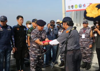 Sako SPN Ikut Mengibarkan Bendera Bawah Laut di Banten