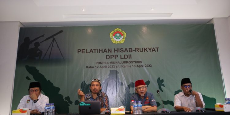 Departemen Pendidikan Keagamaan dan Dakwah (PKD) DPP LDII menggelar pelatihan rukyatul hilal di Pondok Pesantren (Ponpes) Minhaajurrosyiddin, Jakarta Timur. Foto: LINES.