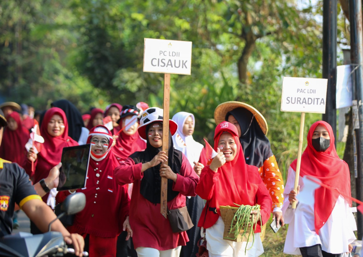 LDII Cisauk Helat Jalan Sehat Meriahkan HUT ke-78 RI