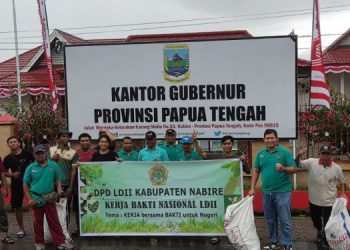 Kerja Bakti Nasional LDII LDII Gotong Royong Kerja Bakti Nasionalisme Kebangsaan Merah Putih Bersih Suci Mengepel Ngepel Solid Rakernas LDII 2023