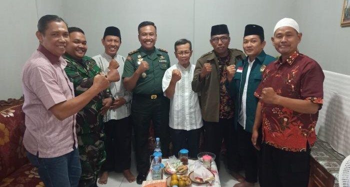 Danramil Ngaliyan, Mayor ARM Robby Abdullah berkunjung PC LDII Ngaliyan, Kota Semarang, Jawa Tengah. Foto: LINES.