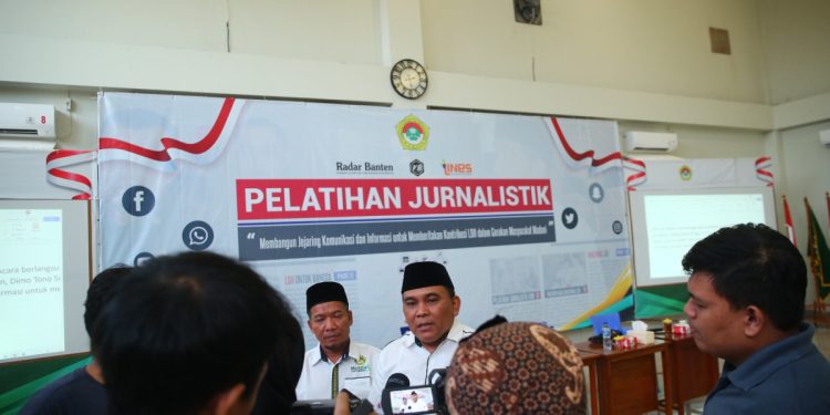 DPW LDII Banten bekerja sama dengan Radar Banten, Kabar Banten dan LDII News Network (LINES) DPP LDII menghelat pelatihan jurnalistik. Foto: LINES.