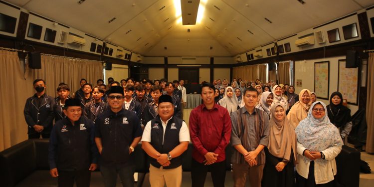 SMA Generasi Mandiri Bogor Berkunjung ke DPP LDII