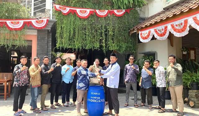 Ketua DPW LDII Yogyakarta, Atus Syahbudin mengatakan pihaknya telah mengambil langkah-langkah proaktif, dengan mengedukasi masyarakat agar mengurangi penggunaan dan dampak negatif plastik. Foto: LINES.