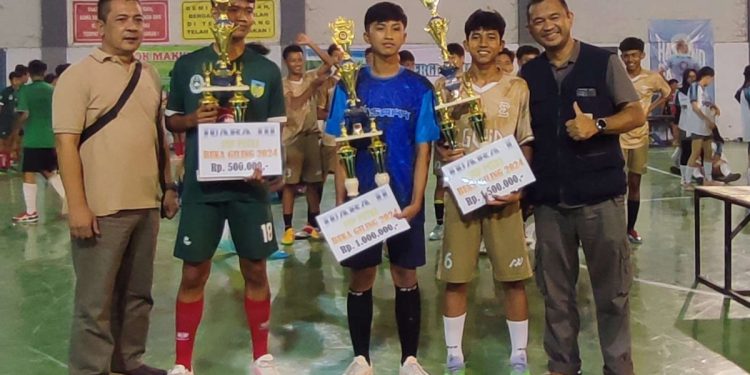 Tim Futsal Pendidikan Kesetaraan Pondok Pesantren Salafiah (PKPPS) Wustha Wali Barokah, Kota Kediri. Foto: LINES.