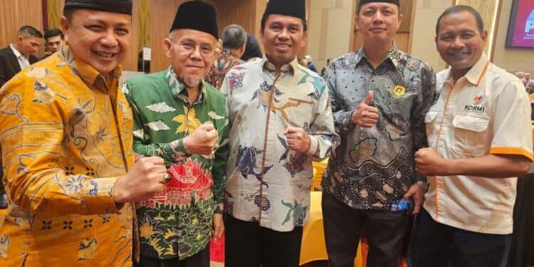 Pengurus DPD LDII Kota Padang menghadiri “Pisah Sambut Wali Kota dan Wakil Wali Kota Padang dengan Pj Wali Kota Padang”, di Hotel Grand Zuri Padang, Sumatera Barat, pada Sabtu (18/5). Foto: LINES.