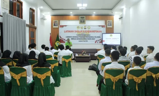 DPW LDII Provinsi Papua menggelar Latihan Dasar Kepemimpinan (LDK) bagi pemuda LDII pada Sabtu, (1/6), bertepatan dengan Hari Lahir Pancasila. Foto: LINES.