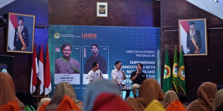 Saptaji Aji, sosok pria di balik tayangan “Kerah Biru” dalam kanal YouTube Asumsi membeberkan rahasia di balik suksesnya produksi konten video feature. Foto: LINES.