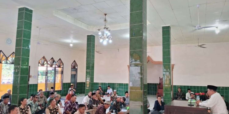 Pengurus DPW LDII Provinsi Sulawesi Selatan (Sulsel) melakukan konsolidasi dengan Pengurus DPD LDII dari beberapa kabupaten. Foto: LINES.