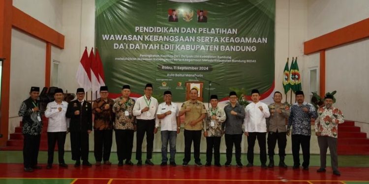 DPD LDII Kabupaten Bandung menggelar kegiatan “Pendidikan dan Pelatihan Wawasan Kebangsaan Da’i dan Da’iyah dalam Menyampaikan Dakwah yang Sejuk dan Toleran”. Foto: LINES.
