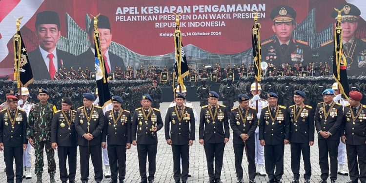 Markas Komando Korps Brigade Mobil Kepolisian Republik Indonesia (Mako Brimob Polri) Kelapa Dua, Kota Depok, Jawa Barat menggelar apel persiapan pengamanan pelantikan Presiden dan Wapres. Foto: LINES.