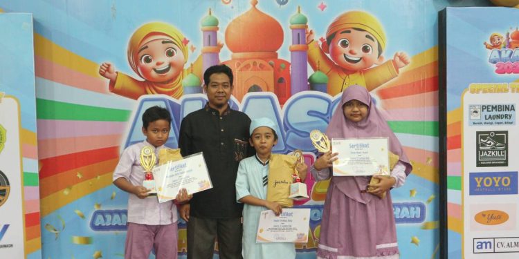 PC LDII Banjarmasin Timur menggelar kegiatan Ajang Kreativitas Anak Saleh Saleha (AKASS) di Mesjid Al Hidayah, Kota Banjarmasin, Kalimantan Timur. Foto: LINES.