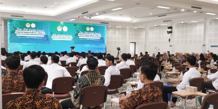 DPP LDII bekerja sama dengan Forum Komunikasi Kesehatan Islam (FKKI) menyelenggarakan kegiatan Bakti Kesehatan Nasional di seluruh provinsi di Indonesia pada Sabtu (30/11). Foto: LINES.