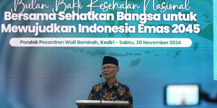 DPP LDII bekerja sama dengan Forum Komunikasi Kesehatan Islam (FKKI) menggelar “Pelatihan Skill Bantuan Hidup Dasar” untuk memperingati Hari Kesehatan Nasional ke-60. Foto: LINES