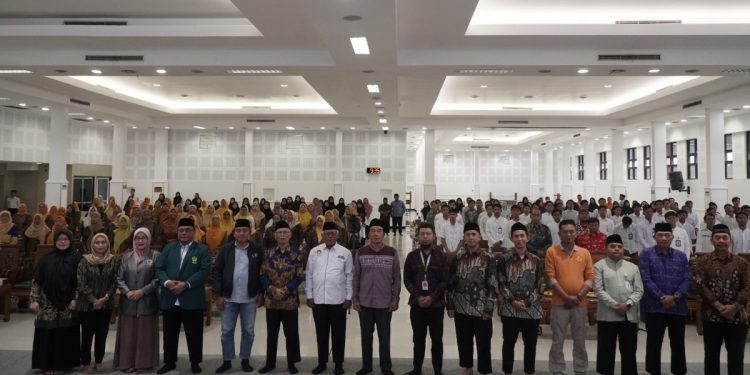 DPP LDII dan Forum Komunikasi Kesehatan Islam (FKKI) menggelar “Pelatihan Skill Bantuan Hidup Dasar” dalam rangka Hari Kesehatan Nasional ke-60. Foto: LINES