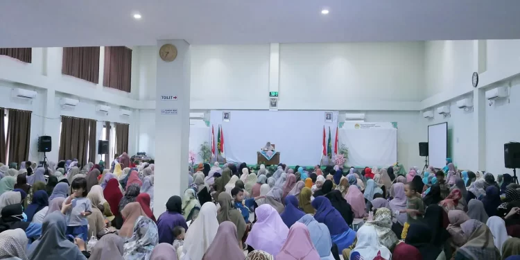 DPW LDII Banten menghelat “Pengajian Wanita”, di gedung LDII Banten, pada Minggu (1/12). Foto: LINES