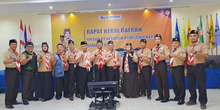 Sekretaris Satuan Komunitas Daerah Sekawan Persada Nusantara (Sakoda SPN) Jawa Barat, Joko Ramdan Mulyawan mengikuti Rapat Kerja Daerah (Rakerda) Kwartir Daerah (Kwarda) Jawa Barat. Foto: LINES.