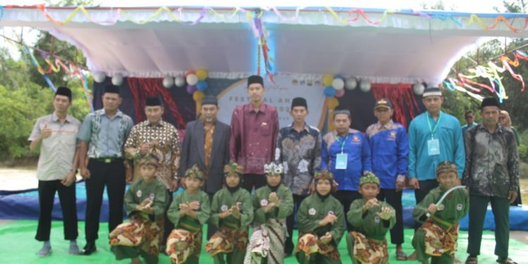 Pimpinan Cabang (PC) LDII Kecamatan Singkup menghelat Festival Anak Saleh (FAS) di halaman Masjid Al Mubarokah, Singkup, Ketapang. Foto: LINES.