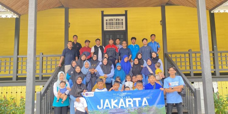 PAC LDII Pasar Manggis menggelar 'Jelajah Jakarta Vol. 2' di Anjungan Kalimantan Barat TMII, Jakarta Timur pada Minggu (2/2). Foto: LINES.