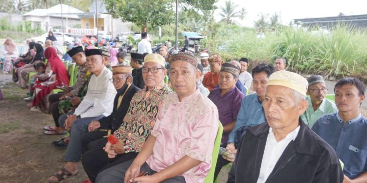 DPD LDII Kabupaten Bone Bolango menggelar buka puasa bersama mengundang tiga pilar pemerintahan, aparat keamanan, tokoh masyarakat, dan warga sekitar. Foto: LINES.