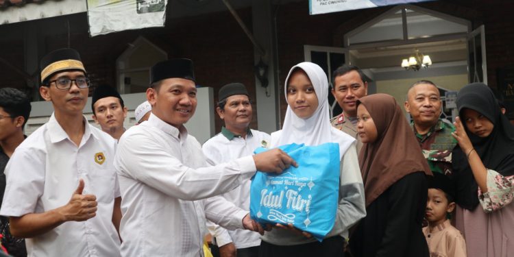 Pimpinan Cabang (PC) LDII Kecamatan Mustika Jaya menggelar Bazar Ramadan yang dirangkaikan dengan kegiatan sosial. Foto: LINES.