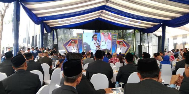Ketua DPD LDII Kabupaten Tanah Laut (Tala) Kalimantan Selatan (Kalsel), Anton Kuswoyo, menghadiri acara penyambutan Bupati dan Wakil Bupati Tala periode 2025-2030. Foto: LINES.