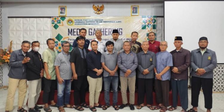 DPD LDII Kabupaten Wonogiri memperkuat kemitraan dengan insan media melalui agenda media gathering. Foto: LINES.