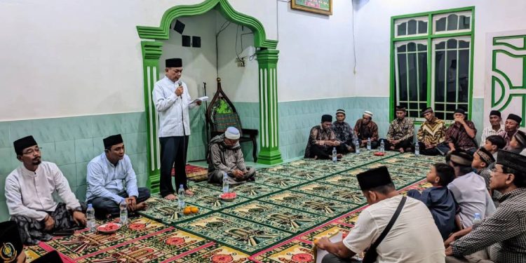 Tim III Safari Ramadan Pemerintah Kabupaten (Pemkab) Langkat mengunjungi warga LDII Kecamatan Binjai. Foto: LINES.