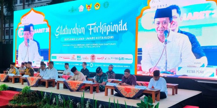 Pondok Pesantren (Ponpes) Wali Barokah Kota Kediri menghelat “Silaturahim Forkopimda Bersama Ulama-Umaro Kota Kediri”. Foto: LINES.