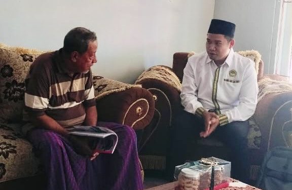 Ketua MUI Kota Tual, KH Ahmad Kabalmay saat menerima kunjungan pengurus DPD LDII Kota Tual, Maluku. Foto: LINES.