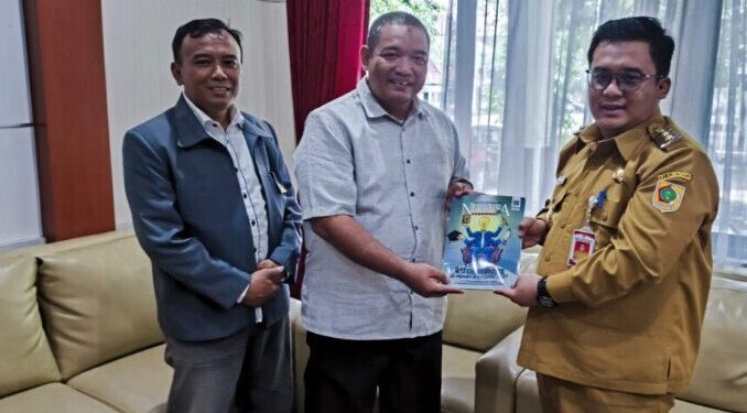 Pengurus Harian DPD LDII Kabupaten Wonogiri audiensi dengan Wakil Bupati Wonogiri, Imron Rizkyarno, pada Selasa, (25/3). Foto: LINES.