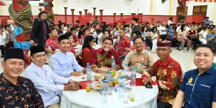 DPW LDII Sulawesi Selatan menghadiri Open House Waisak yang digelar Perkumpulan Umat Buddha (Permabudhi) Sulawesi Selatan. Foto: LINES