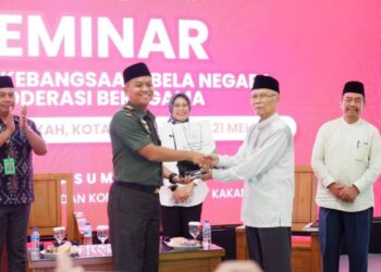 Dandim 0809 Kediri Ajak Santri Ponpes Wali Barokah Bangga Terhadap Identitas Bangsa