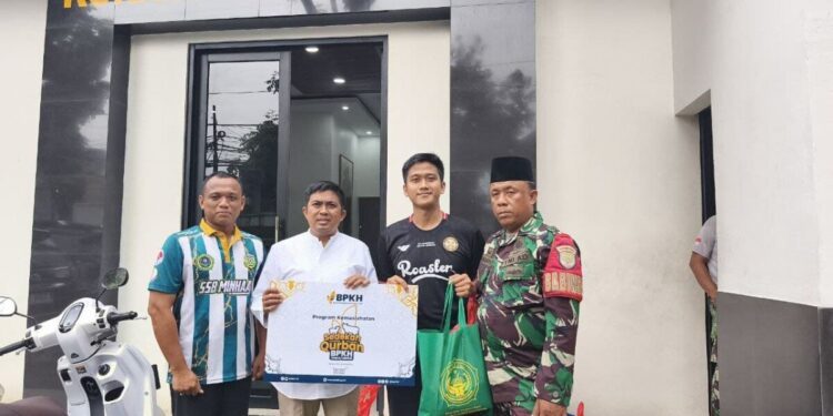 Pondok Pesantren (Ponpes) Minhajurrosyidin di Jakarta Timur sukses menggelar rangkaian kegiatan Hari Raya Idul Adha 1446 H, pada Jumat, (6/6) lalu. Foto: LINES