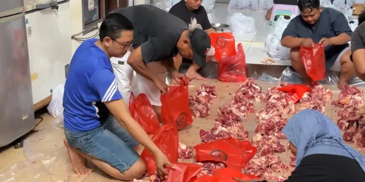 Majelis Taklim Baitul Lu’lu’a, di bawah naungan PAC LDII Cilandak Barat, Jakarta Selatan merayakan Hari Raya Idul Adha dengan penuh kebersamaan dan semangat ibadah pada Jumat (6/6). Foto: LINES