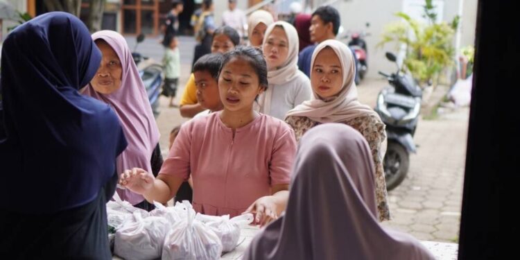 LDII Kabupaten Bekasi menghimpun 498 hewan kurban yang dibagikan kepada masyarakat sekitar. Foto: LINES.