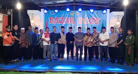 PC LDII Kecamatan Masaran resmi membuka kegiatan Bazar dan Bakti Sosial. Foto: LINES.
