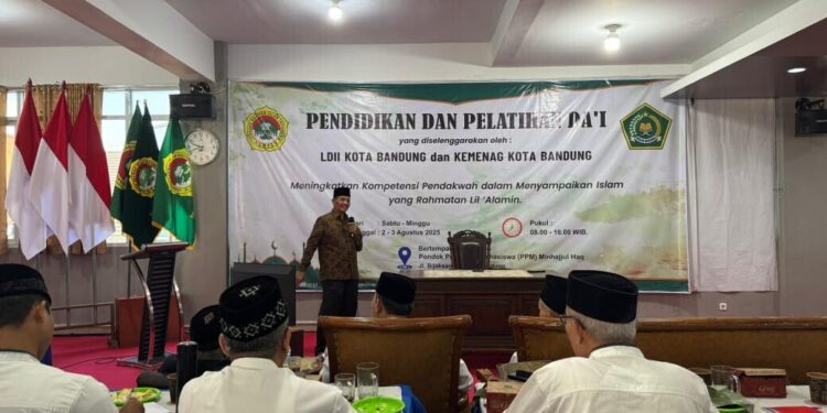 DPD LDII Kota Bandung bekerja sama dengan Kementerian Agama (Kemenag) Kota Bandung menyelenggarakan Pendidikan dan Pelatihan (Diklat) Da’i. Foto: LINES.