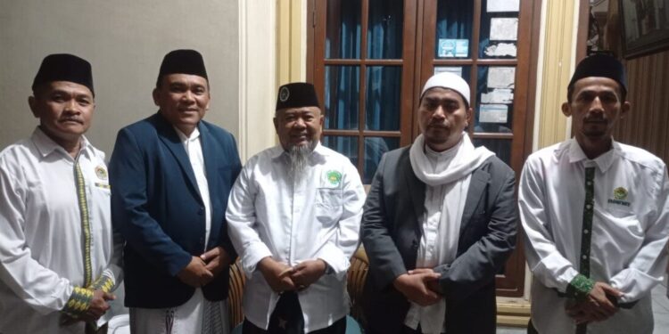 Jajaran pengurus DPW LDII Provinsi Banten menghadiri Pelantikan Pengurus Wilayah Jaringan Kiai Santri Nasional (JKSN) Banten. Foto: LINES.
