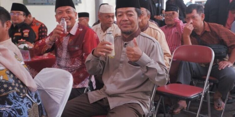Puskesmas Sanden bersama Pemkab Bantul menggelar layanan kesehatan gratis dan pembagian jamu tradisional. Foto: LINES.