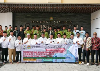 Perkuat Sinergi Manajemen Masjid, DMI Jakarta Pusat Kunjungi Ponpes Gadingmangu