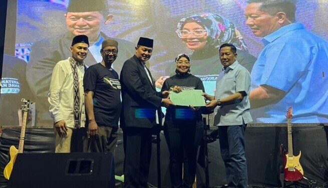 DPD LDII Kota Tangerang menghadiri Konser Amal Aksi Peduli Bencana Sumatera, Aceh, dan Jawa yang digelar Pemerintah Kota Tangerang dan turut memberikan bantuan langsung. Foto: LINES.