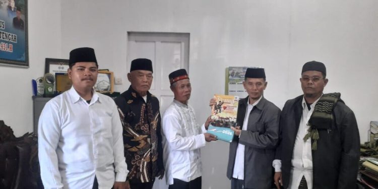 DPD LDII Aceh Tengah silaturahim dengan Badan Kesbangpol, Dinas Syariat Islam (DSI) dan MPU Aceh Tengah. Foto: LINES.