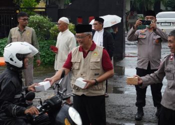 LDII Kota Bekasi Bagikan Ribuan Takjil di Bulan Ramadan